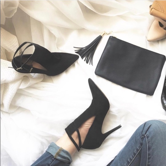 Meet your Posher! - Picture 8 of 11